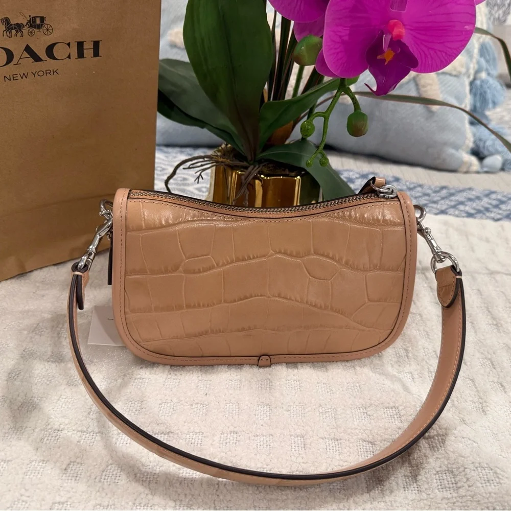 Coach Croc-Embossed Leather Swinger 20, BRAND NEW! - Picture 11 of 12
